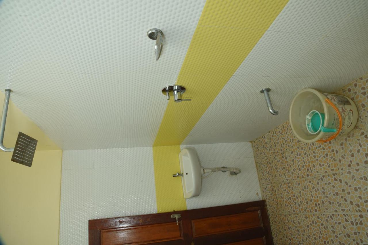 Thiruchendur Stayz Vairavel Residency Tiruchchendūr Екстериор снимка